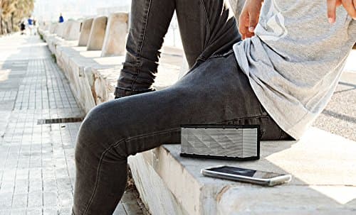 SoundBot SB571 Bluetooth Speakers (Silver/Back)
