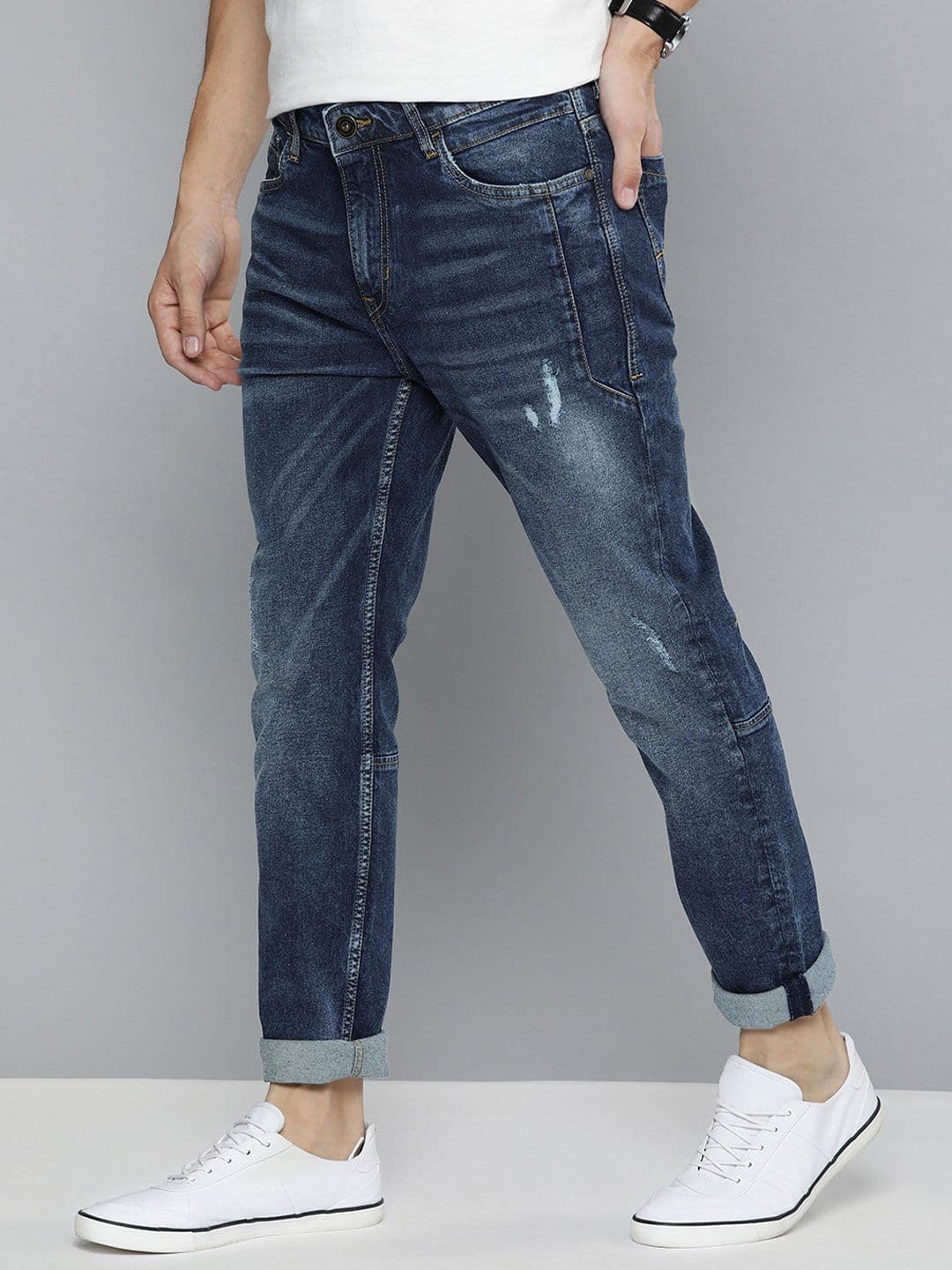 Mast & Harbour Men Blue Slim Tapered Fit Mid-Rise Low Distress Stretchable Jeans