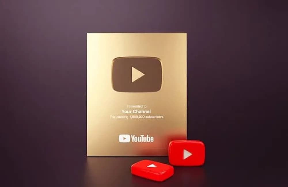 YouTube 1M Subscriber Play Button: Best Gift for Both Aspiring and Successful Film Makers, Youtubers and Video Content Creators.: