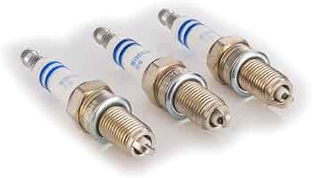 Bosch Spark Plug Set of 3_ 0242135808 - Type YR7DC |Compatible for Maruti Suzuki Alto - Non K10