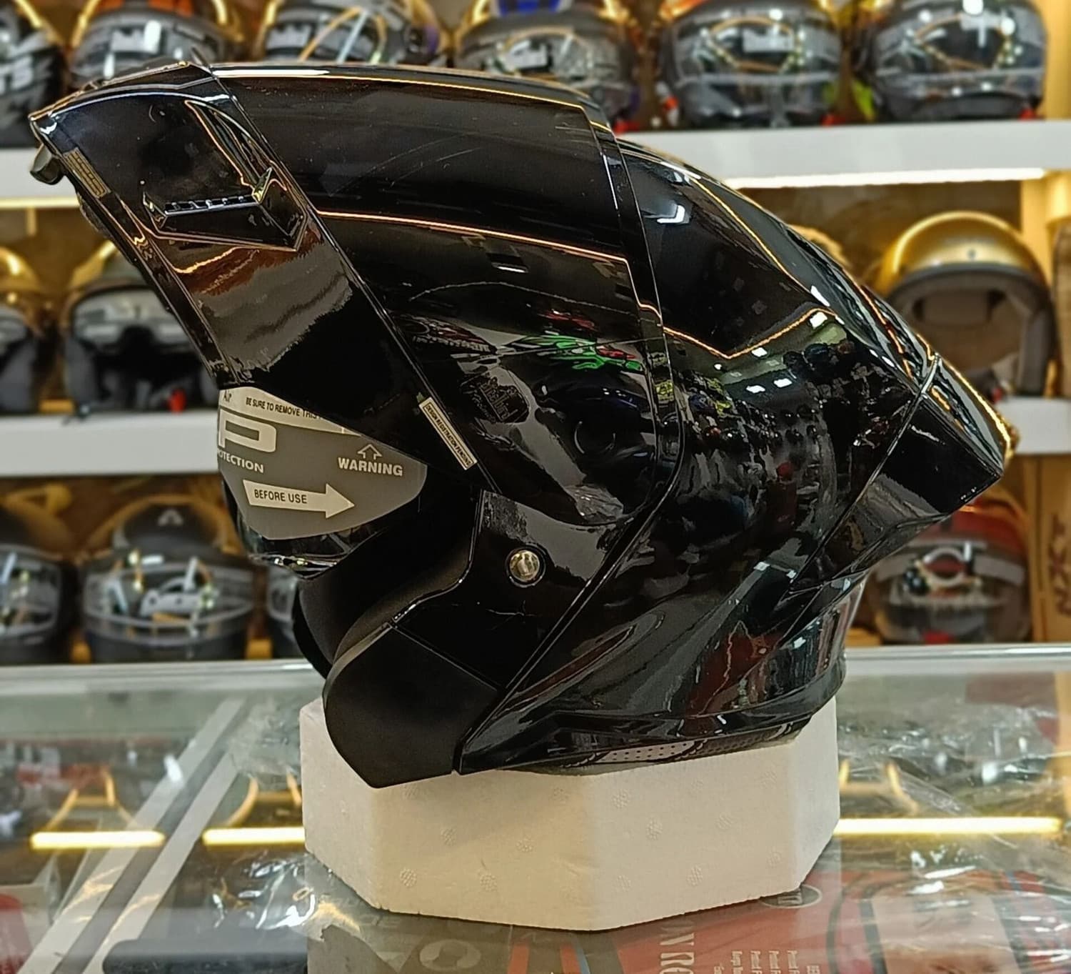 Steelbird Air SBA-20 ISS Motorbike Helmet