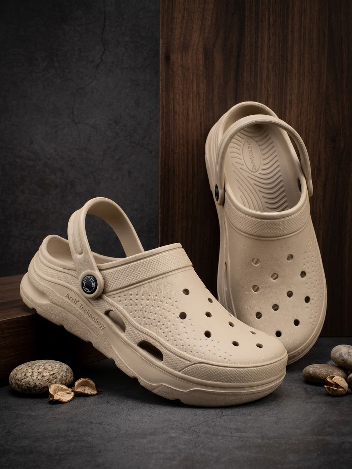 Men Clogs Sandal (Beige , 7)