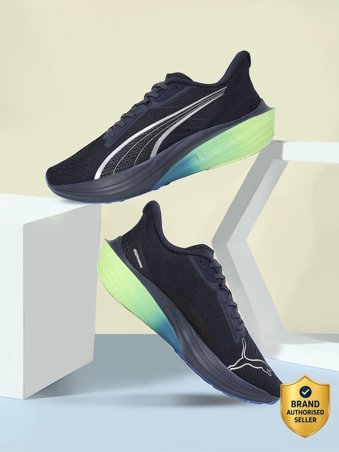 PUMA Darter Pro Fade Running Shoes For Men