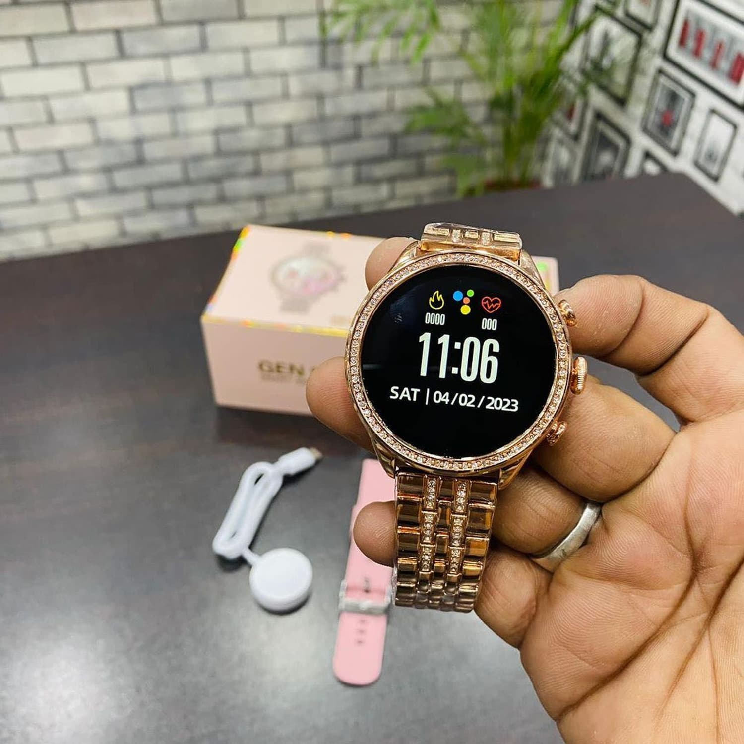 ULTRON Gen9 smartwatch diamond edition 2 straps super amoled display series Gen-8pro- Smartwatch
